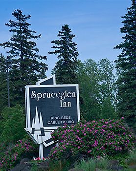 Spruceglen Inn グランド・マレー エクステリア 写真
