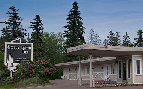 Spruceglen Inn グランド・マレー エクステリア 写真